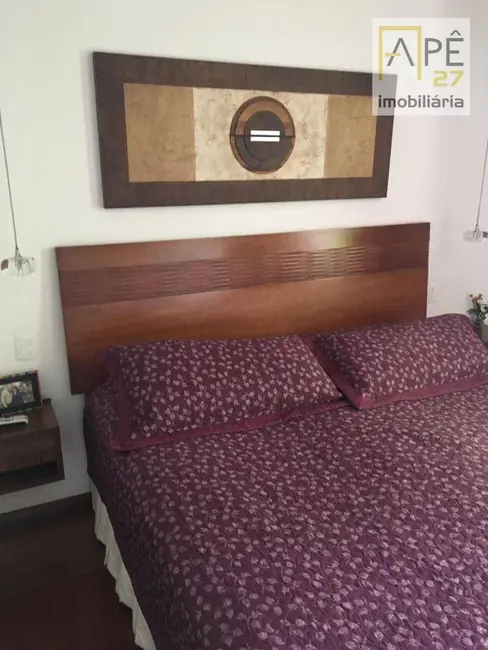 Casa com 3 quartos à venda, 250m2 em Jardim Guarulhos, Guarulhos - SP - imagem 7 Foto 7 de Casa com 3 quartos à venda, 250m2 em Jardim Guarulhos, Guarulhos - SP