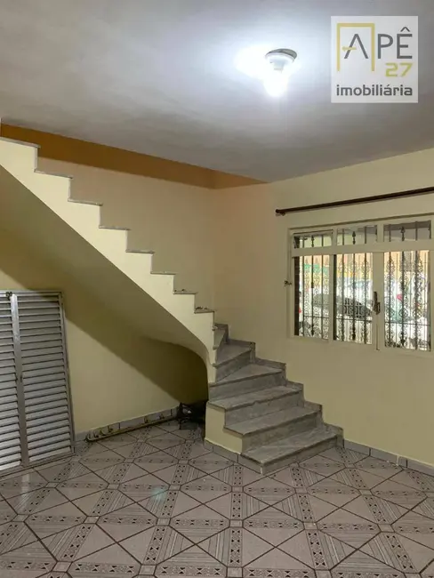 Foto 5 de Sobrado com 2 quartos para alugar, 147m2 em Vila Endres, Guarulhos - SP