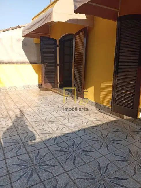 Foto 6 de Sobrado com 2 quartos para alugar, 147m2 em Vila Endres, Guarulhos - SP