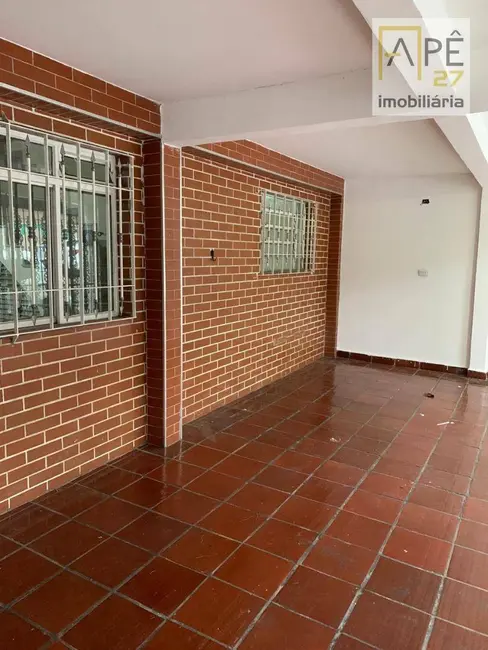 Foto 2 de Sobrado com 2 quartos para alugar, 147m2 em Vila Endres, Guarulhos - SP