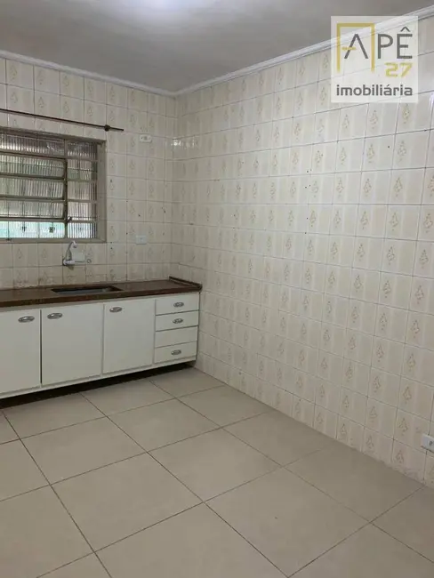 Foto 6 de Sobrado com 2 quartos para alugar, 147m2 em Vila Endres, Guarulhos - SP