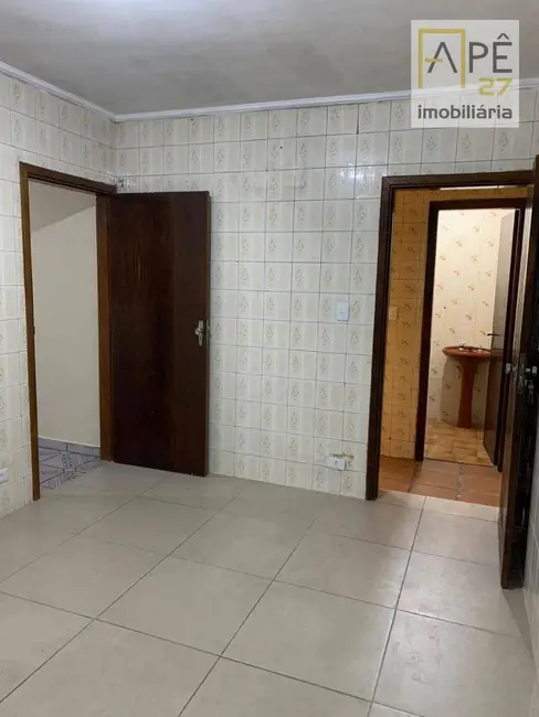 Foto 9 de Sobrado com 2 quartos para alugar, 147m2 em Vila Endres, Guarulhos - SP