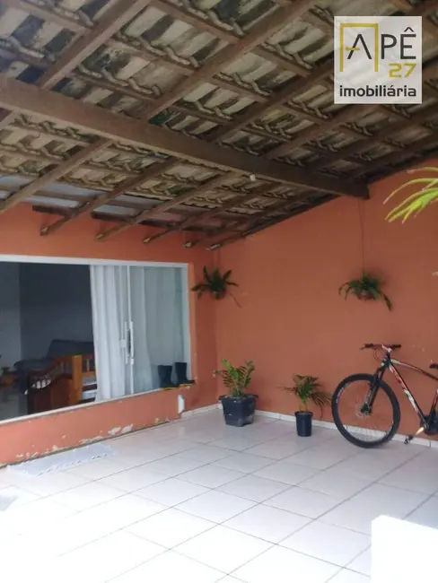 Foto 1 de Casa com 2 quartos à venda, 250m2 em Cananeia - SP