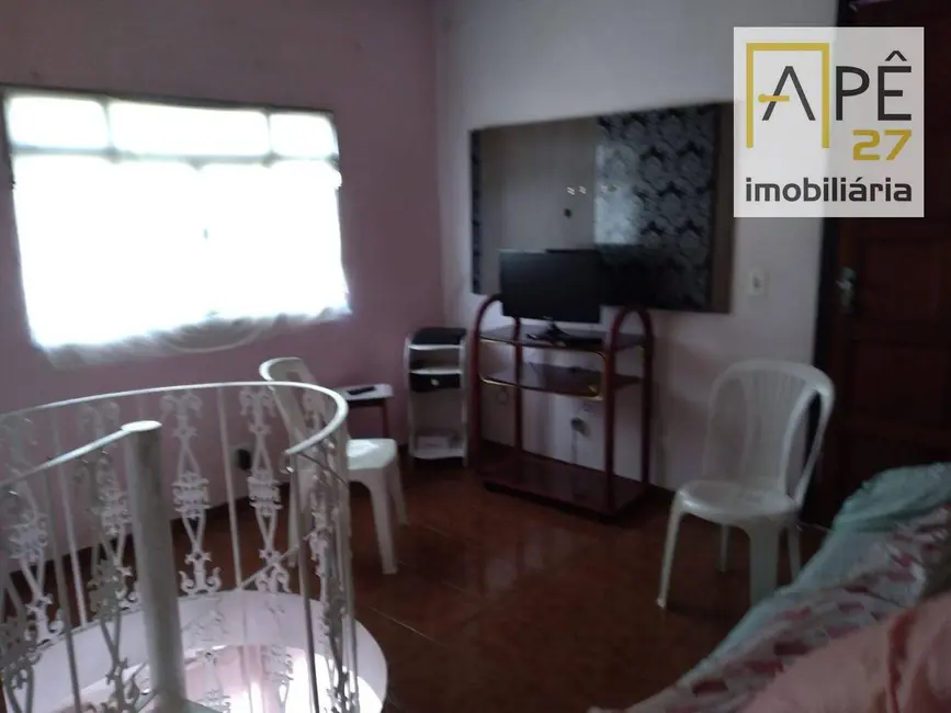 Foto 9 de Sobrado com 3 quartos à venda, 304m2 em Jardim Cumbica, Guarulhos - SP