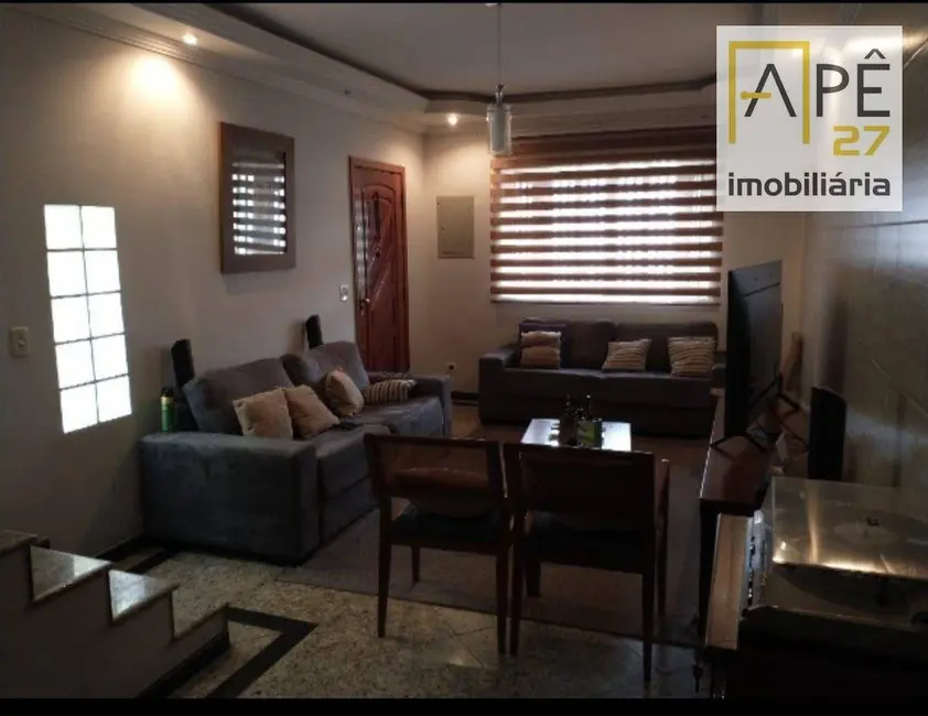 Sobrado com 3 quartos à venda, 203m2 em Gopoúva, Guarulhos - SP - imagem 3 Foto 3 de Sobrado com 3 quartos à venda, 203m2 em Gopoúva, Guarulhos - SP