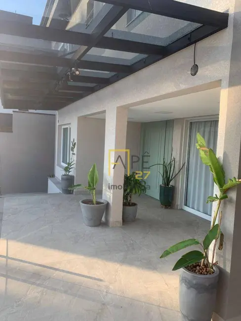 Foto 4 de Casa de Condomínio com 3 quartos para alugar, 360m2 em Parque Arco Iris, Atibaia - SP