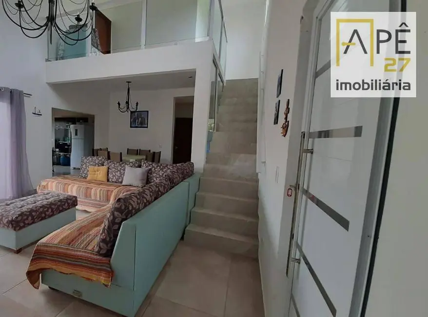 Sobrado com 5 quartos à venda, 800m2 em Cananeia - SP - imagem 3 Foto 3 de Sobrado com 5 quartos à venda, 800m2 em Cananeia - SP