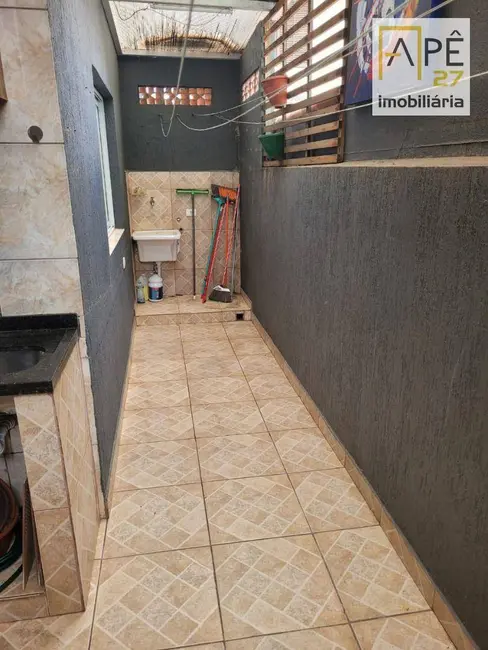 Casa com 3 quartos para alugar, 100m2 em Jardim do Papai, Guarulhos - SP - imagem 8 Foto 8 de Casa com 3 quartos para alugar, 100m2 em Jardim do Papai, Guarulhos - SP