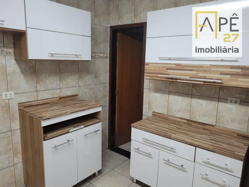 Casa com 3 quartos para alugar, 100m2 em Jardim do Papai, Guarulhos - SP - imagem 2 Foto 2 de Casa com 3 quartos para alugar, 100m2 em Jardim do Papai, Guarulhos - SP