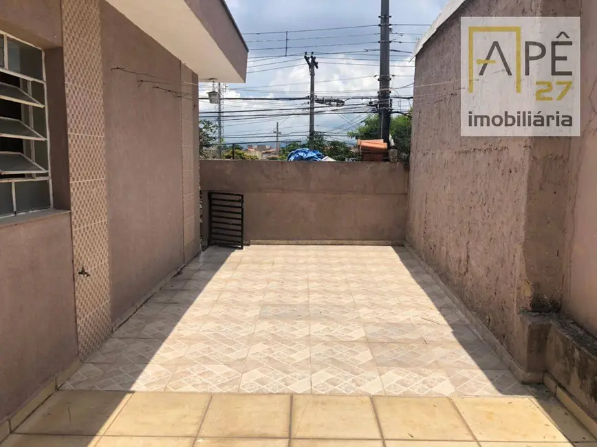 Casa com 3 quartos para alugar, 150m2 em Jardim Munhoz, Guarulhos - SP - imagem 5 Foto 5 de Casa com 3 quartos para alugar, 150m2 em Jardim Munhoz, Guarulhos - SP