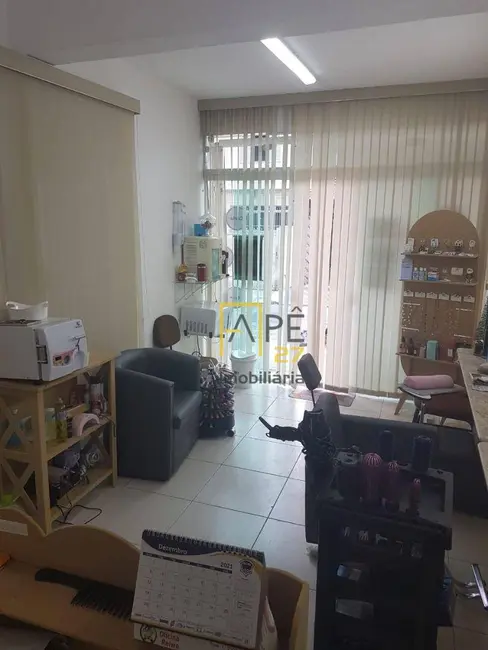 Foto 4 de Sala Comercial para alugar, 30m2 em Vila Nilo, São Paulo - SP