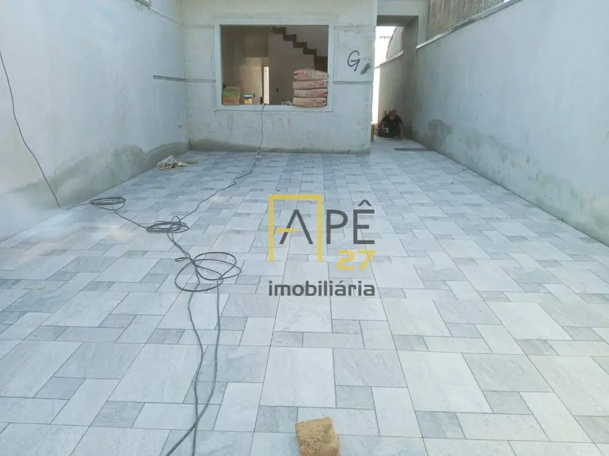 Sobrado com 3 quartos à venda, 125m2 em Jardim Santa Cecília, Guarulhos - SP - imagem 5 Foto 5 de Sobrado com 3 quartos à venda, 125m2 em Jardim Santa Cecília, Guarulhos - SP