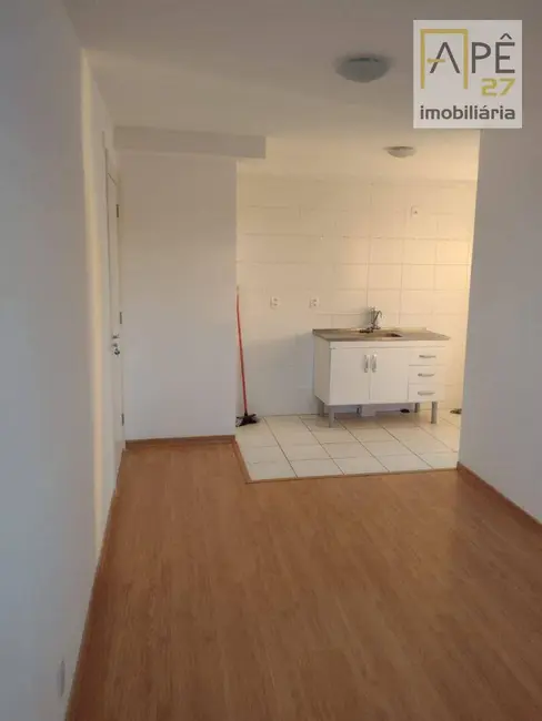 Apartamento com 2 quartos para alugar, 44m2 em Jardim Las Vegas, Guarulhos - SP - imagem 4 Foto 4 de Apartamento com 2 quartos para alugar, 44m2 em Jardim Las Vegas, Guarulhos - SP