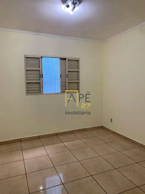Foto 4 de Casa com 4 quartos para alugar, 140m2 em Jardim Figueira, Guarulhos - SP