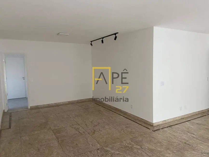 Foto 8 de Apartamento com 3 quartos para alugar, 165m2 em Alphaville Industrial, Barueri - SP
