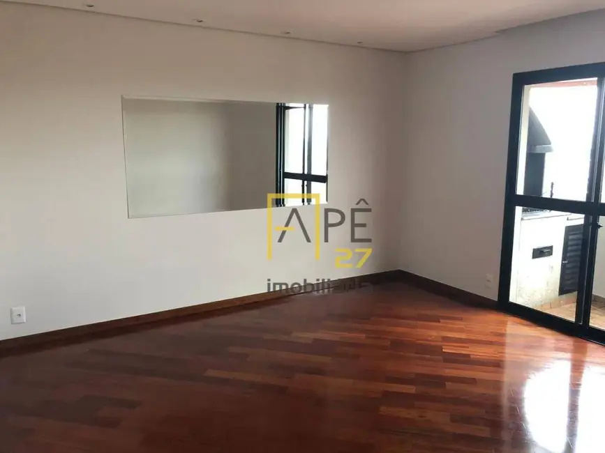 Foto 5 de Apartamento com 4 quartos para alugar, 210m2 em Alphaville Empresarial, Barueri - SP