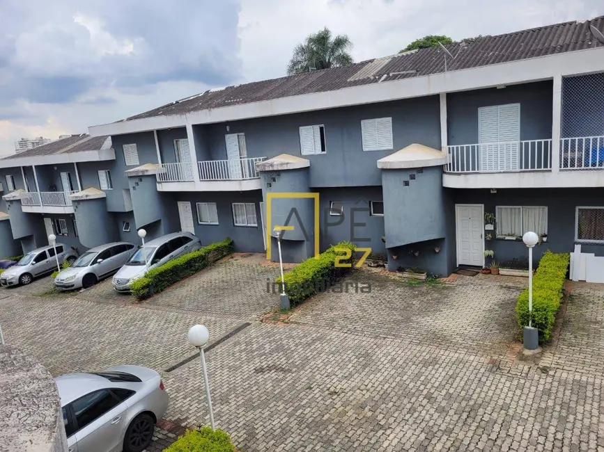 Sobrado com 3 quartos para alugar, 60m2 em Jardim do Papai, Guarulhos - SP - imagem 1 Foto 1 de Sobrado com 3 quartos para alugar, 60m2 em Jardim do Papai, Guarulhos - SP