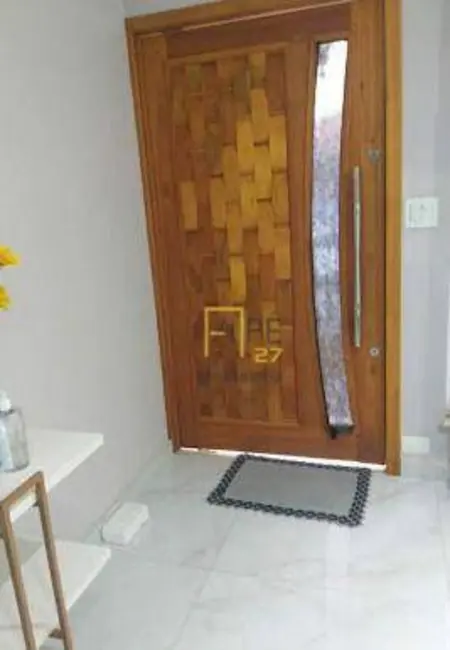 Foto 6 de Sobrado com 3 quartos à venda, 315m2 em Vila Galvão, Guarulhos - SP