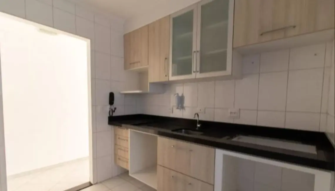 Foto 5 de Apartamento com 2 quartos para alugar, 71m2 em Vila das Bandeiras, Guarulhos - SP