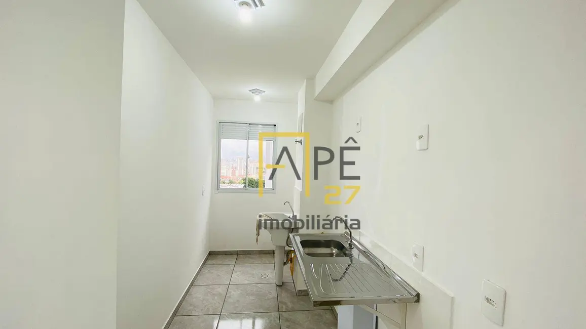 Foto 3 de Apartamento com 2 quartos à venda e para alugar, 36m2 em Vila das Bandeiras, Guarulhos - SP