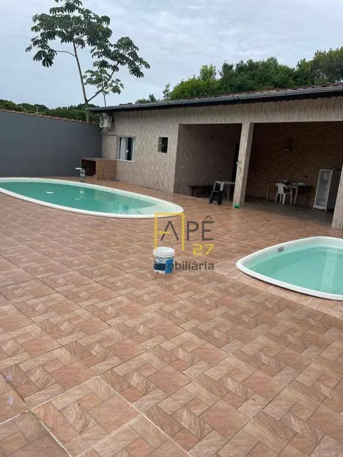 Foto 1 de Casa com 3 quartos à venda, 450m2 em Cananeia - SP