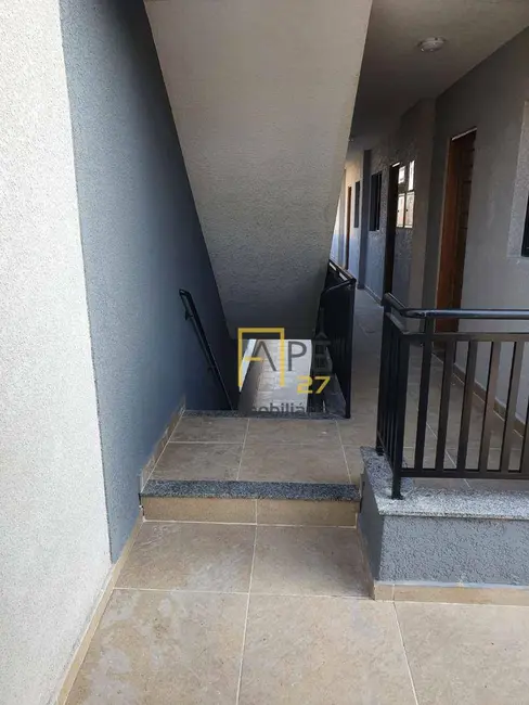 Kitnet com 1 quarto para alugar, 30m2 em Jardim Dourado, Guarulhos - SP - imagem 9 Foto 9 de Kitnet com 1 quarto para alugar, 30m2 em Jardim Dourado, Guarulhos - SP