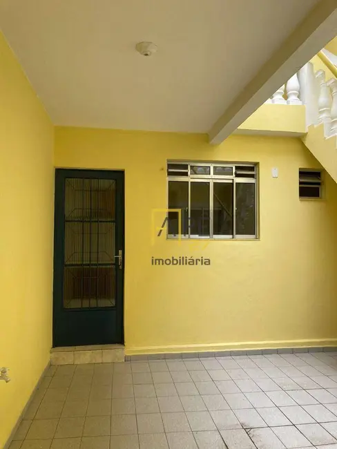 Sobrado com 2 quartos para alugar, 134m2 em Vila Augusta, Guarulhos - SP - imagem 6 Foto 6 de Sobrado com 2 quartos para alugar, 134m2 em Vila Augusta, Guarulhos - SP