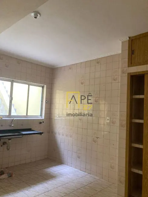 Sobrado com 2 quartos para alugar, 134m2 em Vila Augusta, Guarulhos - SP - imagem 3 Foto 3 de Sobrado com 2 quartos para alugar, 134m2 em Vila Augusta, Guarulhos - SP