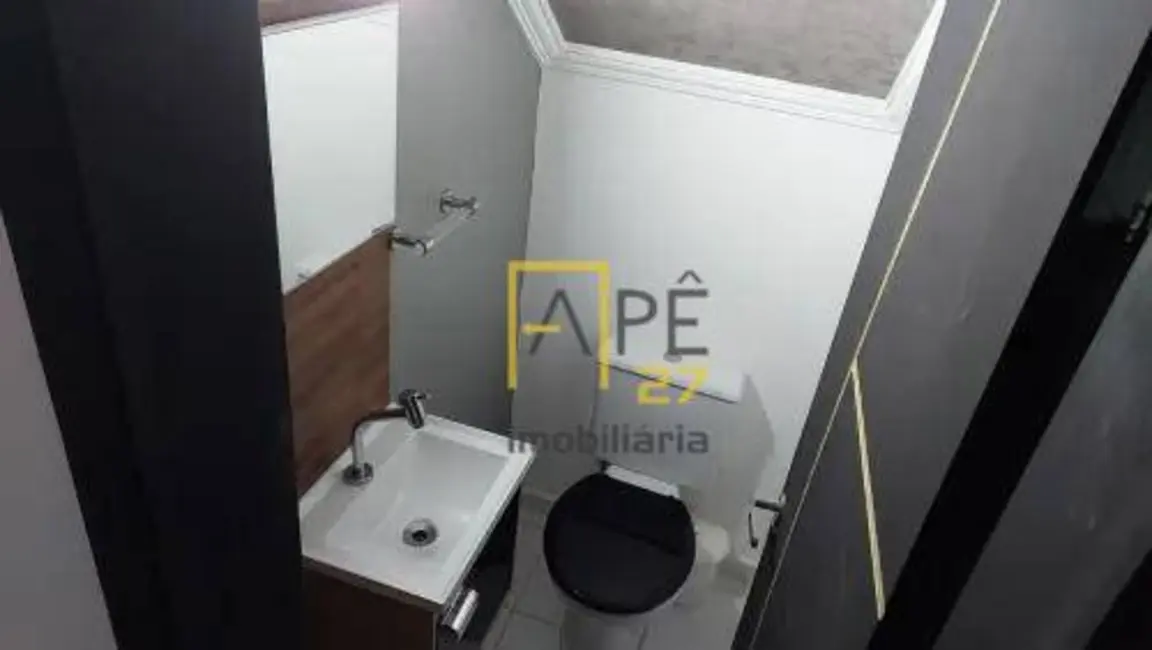 Sobrado com 3 quartos à venda, 150m2 em Parque Continental II, Guarulhos - SP - imagem 8 Foto 8 de Sobrado com 3 quartos à venda, 150m2 em Parque Continental II, Guarulhos - SP