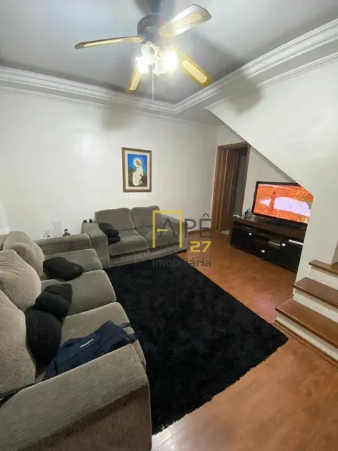 Sobrado com 3 quartos à venda, 200m2 em Jardim Toscana, Guarulhos - SP - imagem 2 Foto 2 de Sobrado com 3 quartos à venda, 200m2 em Jardim Toscana, Guarulhos - SP