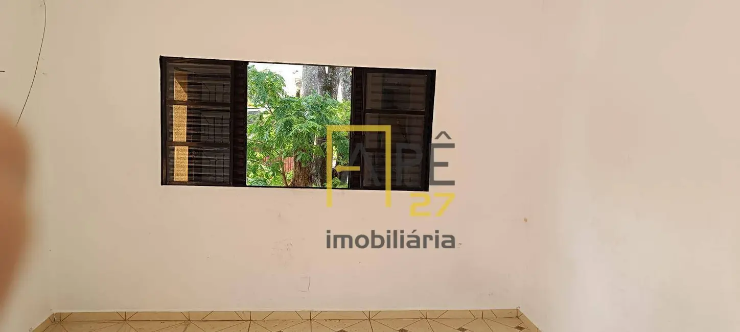 Casa com 2 quartos para alugar, 125m2 em Jardim Rosa de Franca, Guarulhos - SP - imagem 6 Foto 6 de Casa com 2 quartos para alugar, 125m2 em Jardim Rosa de Franca, Guarulhos - SP