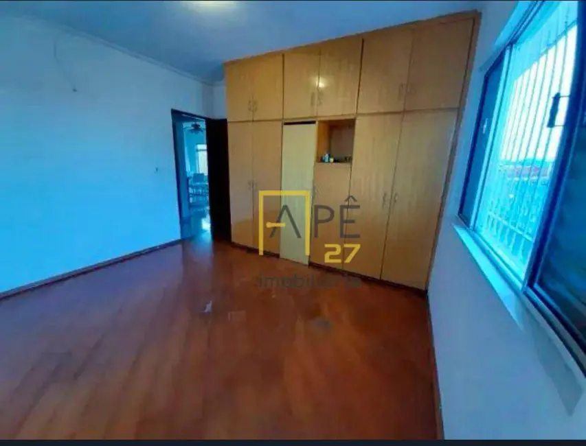 Sobrado com 3 quartos à venda e para alugar, 367m2 em Jardim Almeida Prado, Guarulhos - SP - imagem 9 Foto 9 de Sobrado com 3 quartos à venda e para alugar, 367m2 em Jardim Almeida Prado, Guarulhos - SP