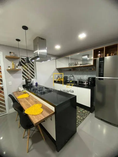 Foto 2 de Sobrado com 2 quartos à venda, 117m2 em Jardim Santa Mena, Guarulhos - SP