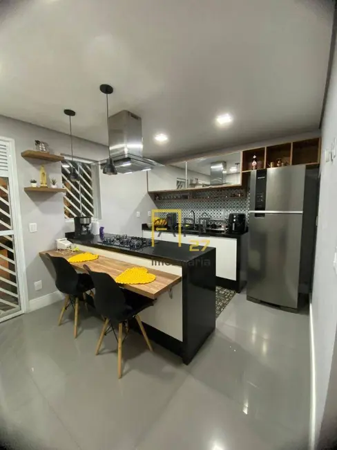 Foto 1 de Sobrado com 2 quartos à venda, 117m2 em Jardim Santa Mena, Guarulhos - SP