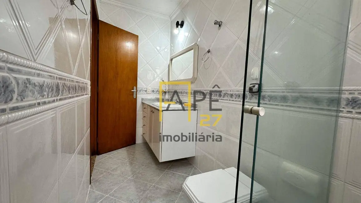 Foto 9 de Sobrado com 4 quartos à venda, 1400m2 em Jardim Santa Clara, Guarulhos - SP