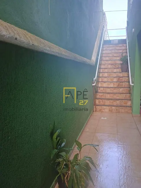 Foto 3 de Sobrado com 3 quartos à venda, 125m2 em Centro, Aruja - SP