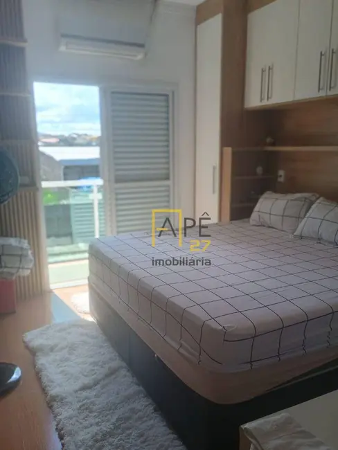 Foto 7 de Sobrado com 3 quartos à venda, 125m2 em Centro, Aruja - SP