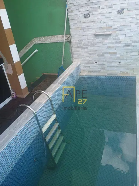 Foto 4 de Sobrado com 3 quartos à venda, 125m2 em Centro, Aruja - SP