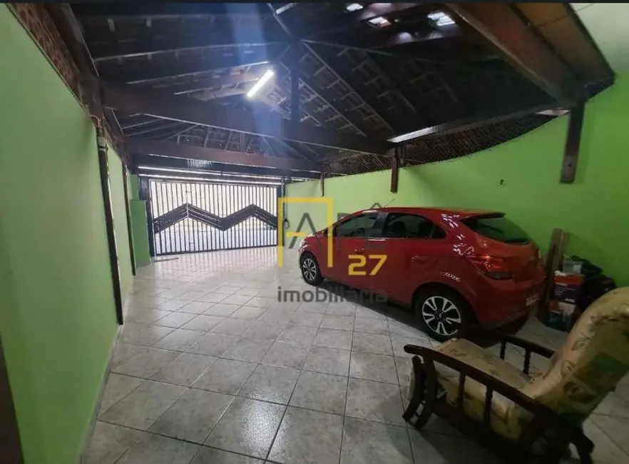 Sobrado com 3 quartos para alugar, 225m2 em Vila Galvão, Guarulhos - SP - imagem 6 Foto 6 de Sobrado com 3 quartos para alugar, 225m2 em Vila Galvão, Guarulhos - SP