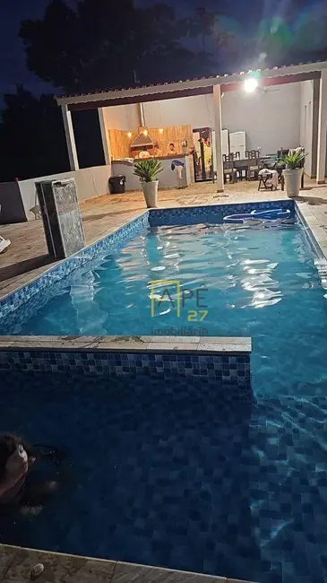 Chácara com 3 quartos à venda, 1000m2 em Guararema - SP - imagem 3 Foto 3 de Chácara com 3 quartos à venda, 1000m2 em Guararema - SP