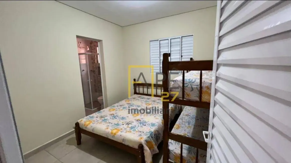 Chácara com 3 quartos à venda, 1000m2 em Guararema - SP - imagem 6 Foto 6 de Chácara com 3 quartos à venda, 1000m2 em Guararema - SP