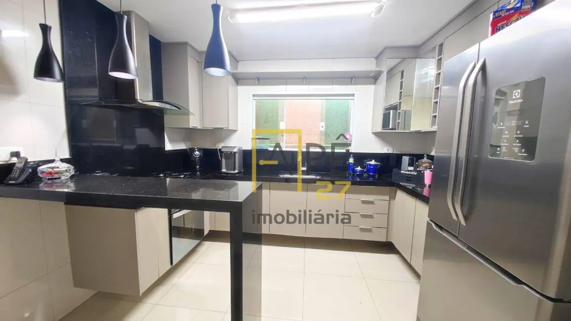 Sobrado com 2 quartos à venda, 90m2 em Cidade Parque Alvorada, Guarulhos - SP - imagem 2 Foto 2 de Sobrado com 2 quartos à venda, 90m2 em Cidade Parque Alvorada, Guarulhos - SP