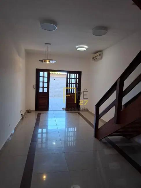 Foto 2 de Sobrado com 3 quartos para alugar, 130m2 em Cananeia - SP