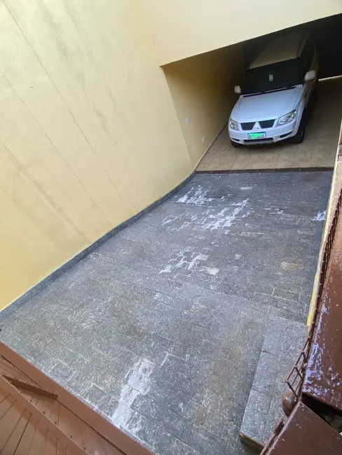 Foto 4 de Sobrado com 3 quartos à venda, 177m2 em Jardim Santa Clara, Guarulhos - SP