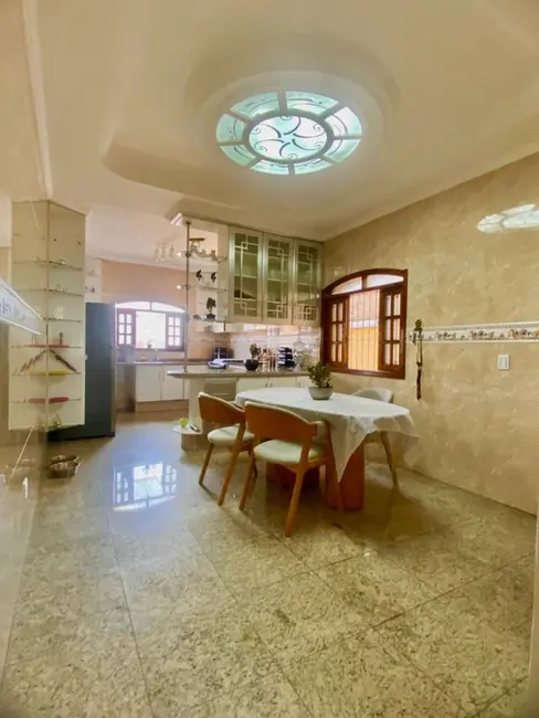 Foto 8 de Sobrado com 3 quartos à venda, 177m2 em Jardim Santa Clara, Guarulhos - SP