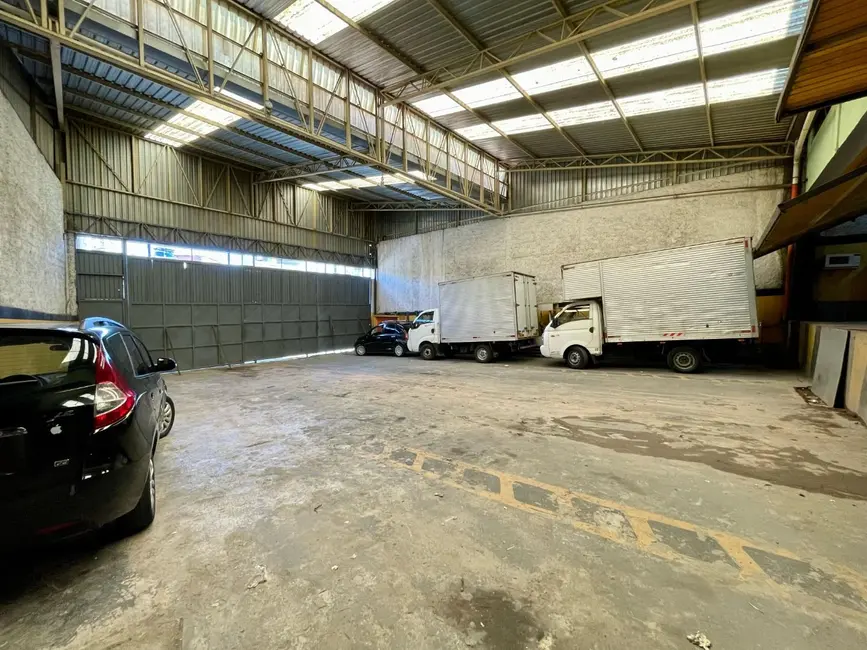 Armazém / Galpão à venda e para alugar, 1000m2 em Jardim São Domingos, Guarulhos - SP - imagem 4 Foto 4 de Armazém / Galpão à venda e para alugar, 1000m2 em Jardim São Domingos, Guarulhos - SP