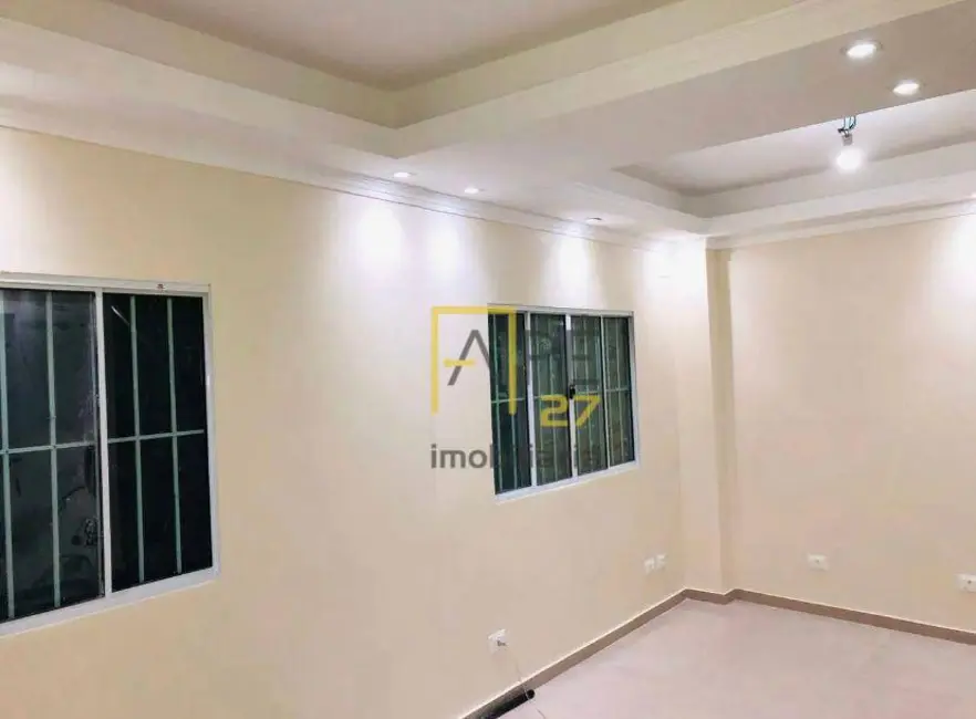 Sobrado com 3 quartos à venda, 250m2 em Vila Ayrosa, São Paulo - SP - imagem 1 Foto 1 de Sobrado com 3 quartos à venda, 250m2 em Vila Ayrosa, São Paulo - SP