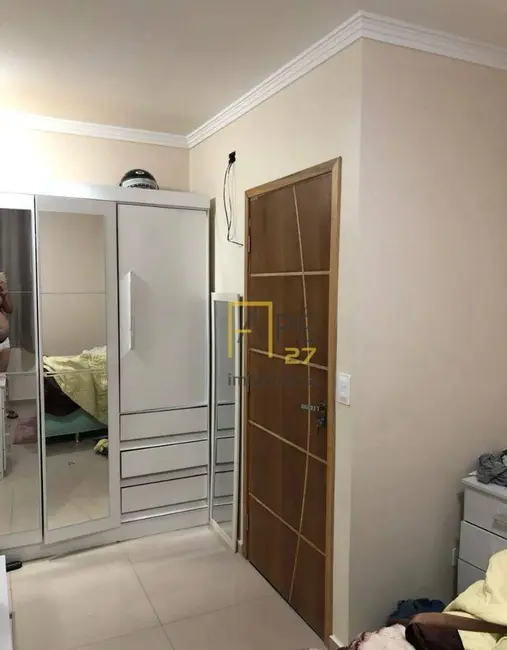 Sobrado com 3 quartos à venda, 250m2 em Vila Ayrosa, São Paulo - SP - imagem 7 Foto 7 de Sobrado com 3 quartos à venda, 250m2 em Vila Ayrosa, São Paulo - SP
