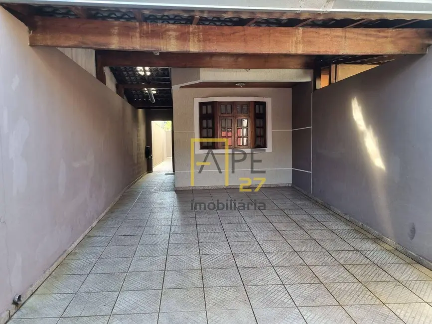 Sobrado com 3 quartos à venda, 150m2 em Guarulhos - SP - imagem 2 Foto 2 de Sobrado com 3 quartos à venda, 150m2 em Guarulhos - SP