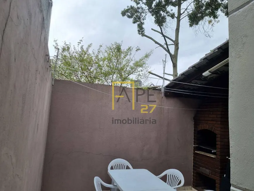 Sobrado com 3 quartos à venda, 150m2 em Guarulhos - SP - imagem 5 Foto 5 de Sobrado com 3 quartos à venda, 150m2 em Guarulhos - SP